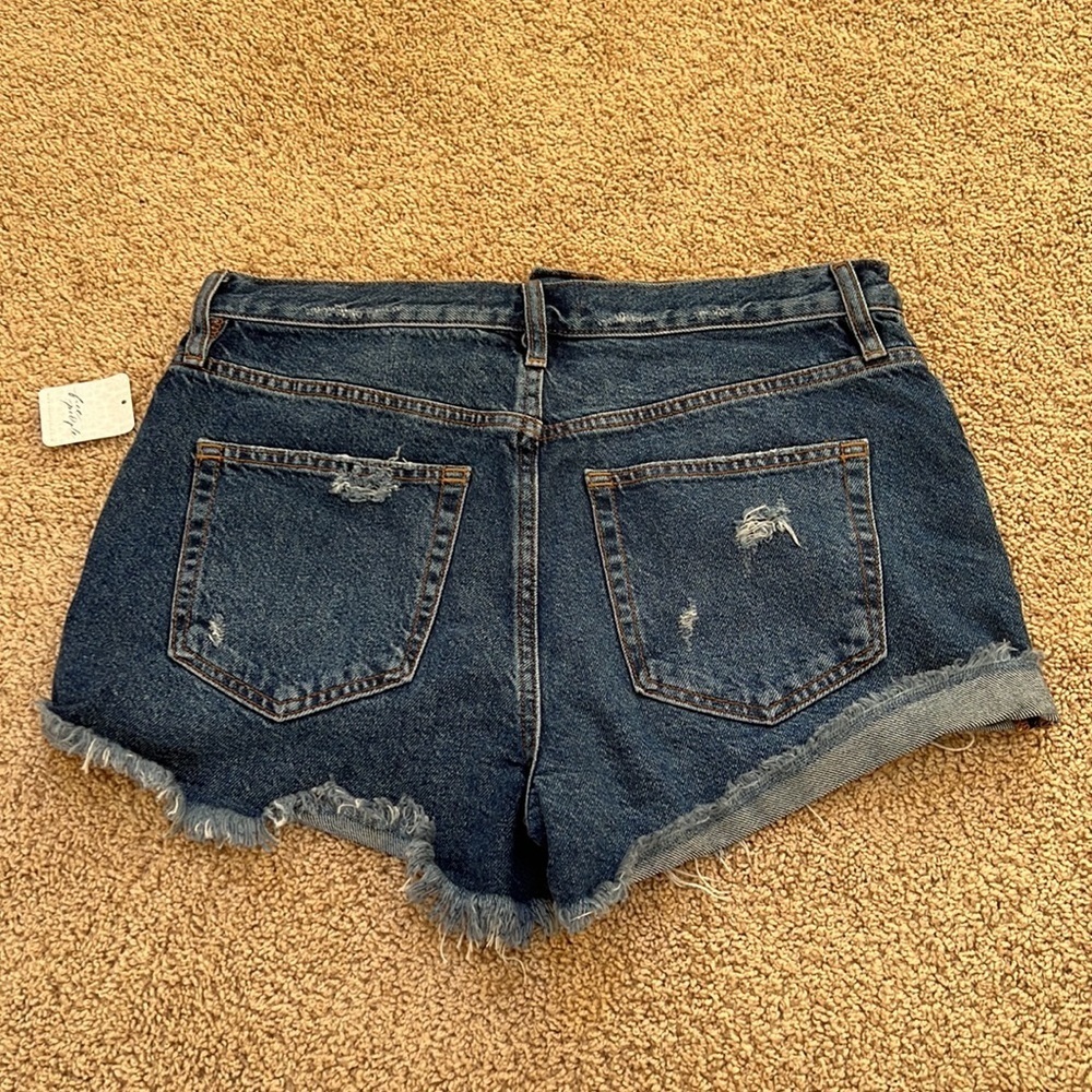 NWT! WE THE FREE Sizs 29 Lasso high rise frayed hem denim shorts - Picture 7 of 10
